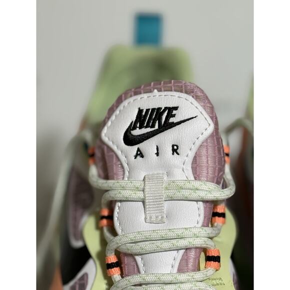 Nike Air Max 270 React SE Arctic Pink Black Women’s Size 7.5 Sneakers CJ0620-600 - Picture 6 of 15